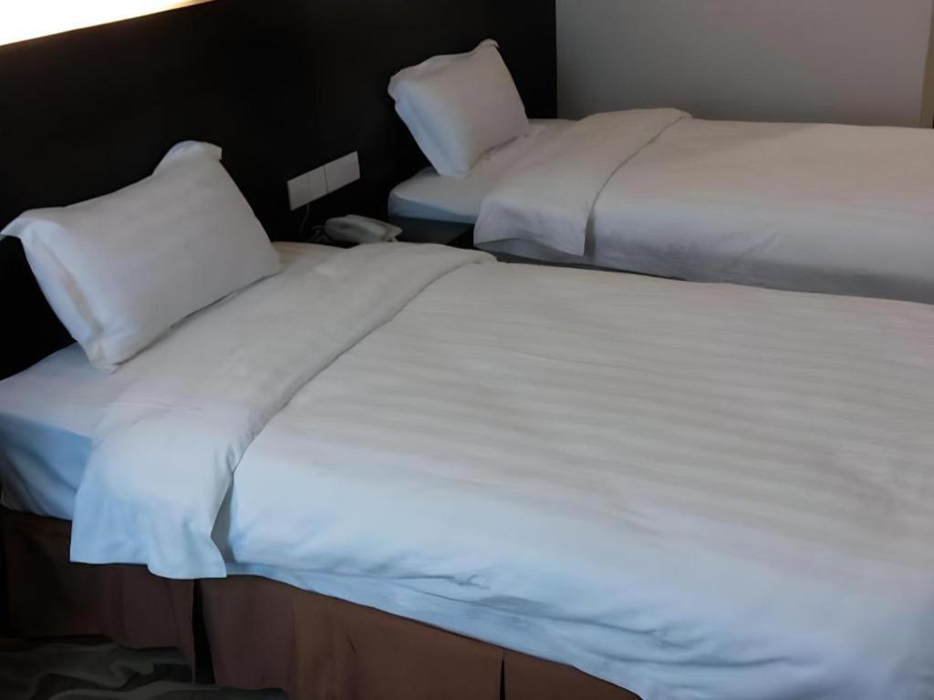 Eminent Hotel Kota Kinabalu Eksteriør bilde