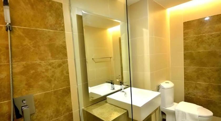 Eminent Hotel Kota Kinabalu Eksteriør bilde