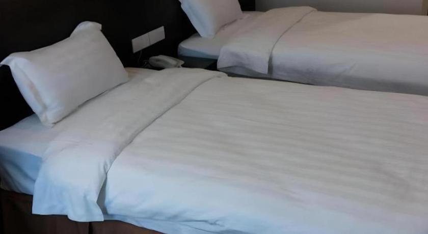 Eminent Hotel Kota Kinabalu Eksteriør bilde