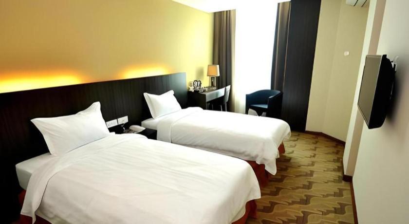 Eminent Hotel Kota Kinabalu Eksteriør bilde