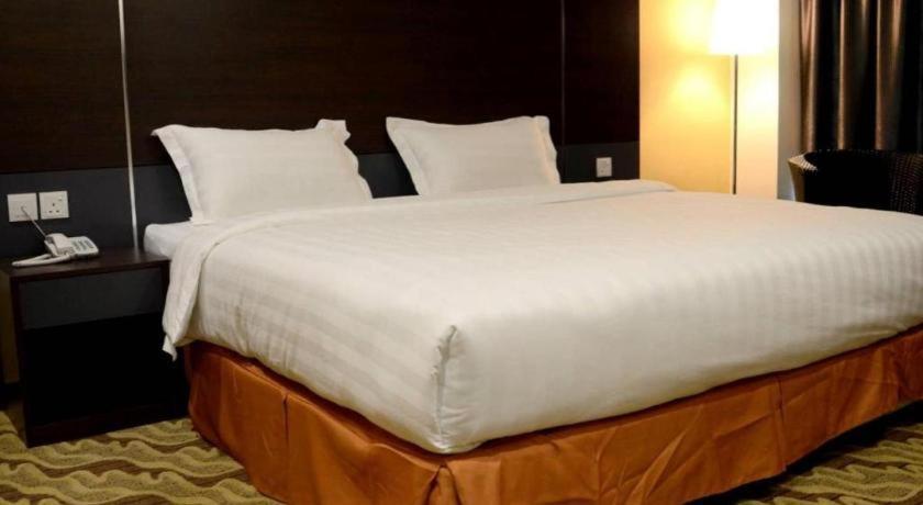 Eminent Hotel Kota Kinabalu Eksteriør bilde