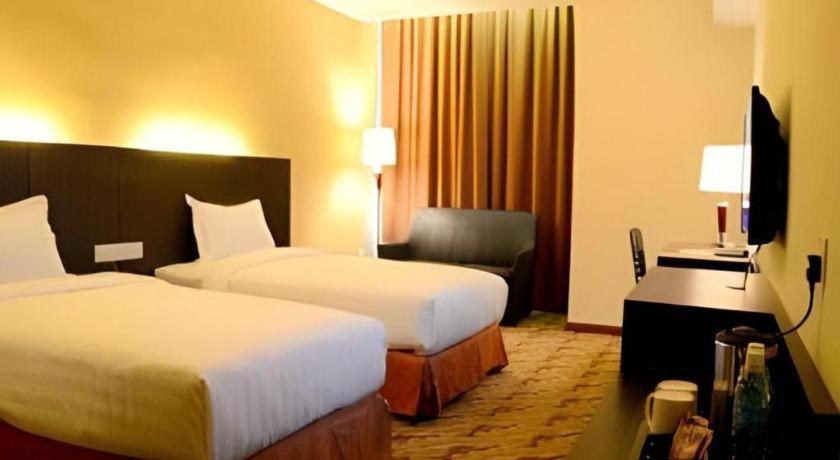 Eminent Hotel Kota Kinabalu Eksteriør bilde